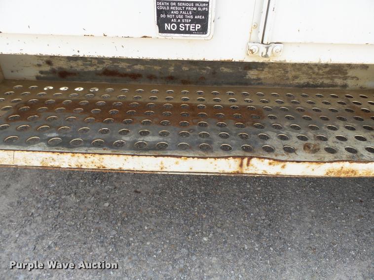 image for item K3272 2003 Freightliner FL80 digger derrick truck