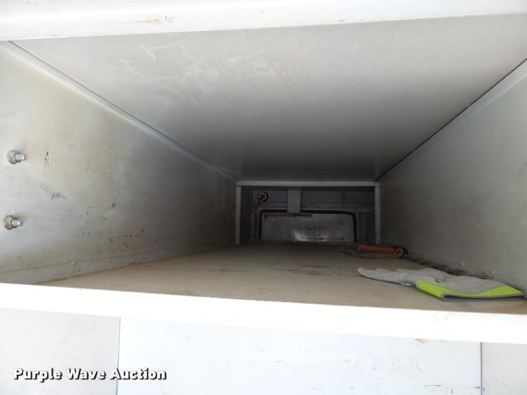 image for item K3272 2003 Freightliner FL80 digger derrick truck