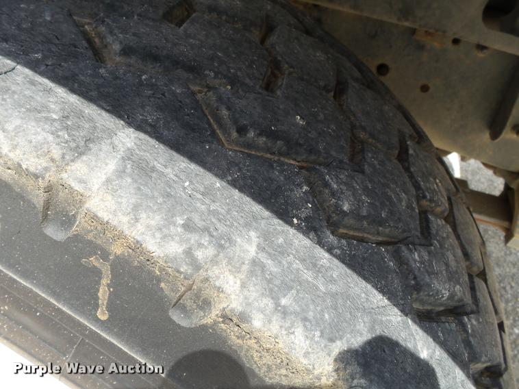 image for item K3272 2003 Freightliner FL80 digger derrick truck