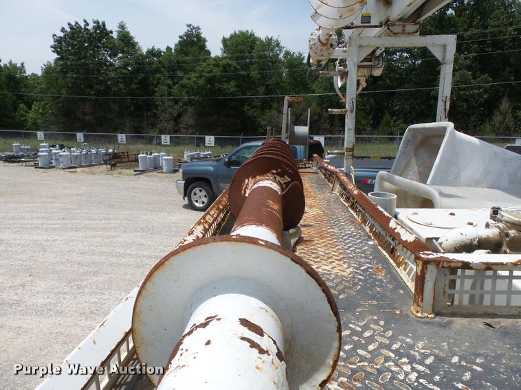 image for item K3272 2003 Freightliner FL80 digger derrick truck