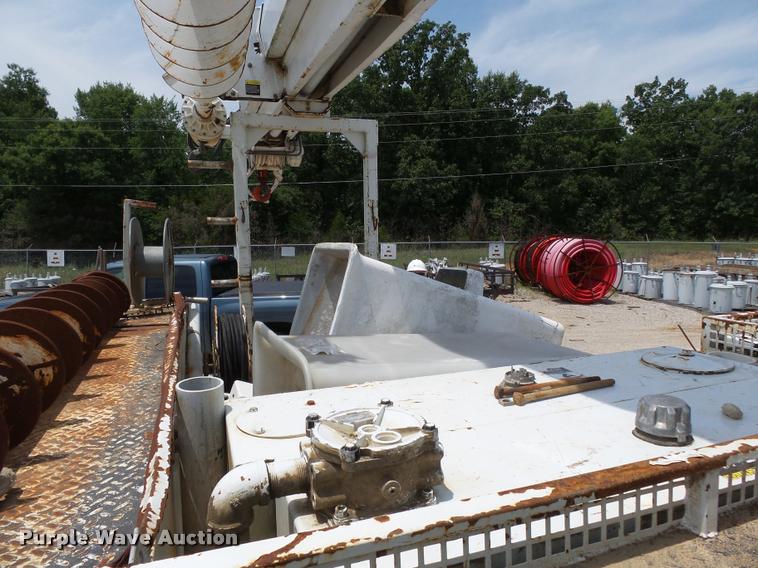 image for item K3272 2003 Freightliner FL80 digger derrick truck