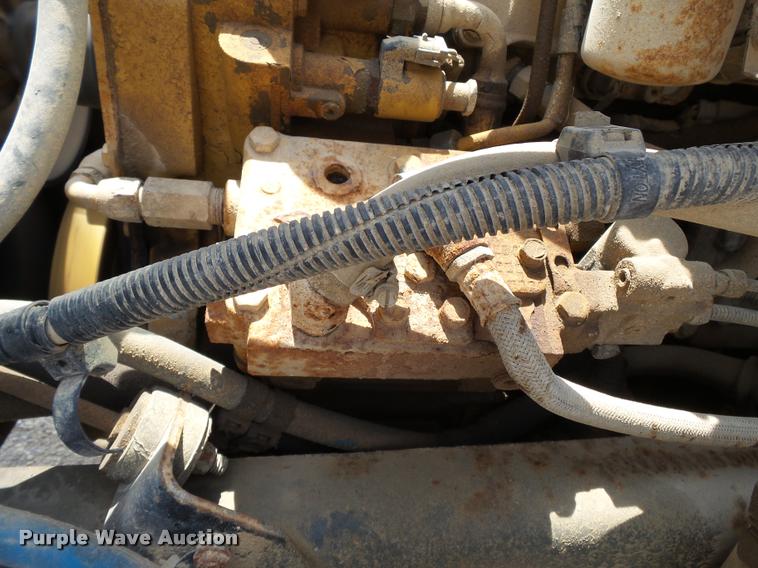 image for item K3272 2003 Freightliner FL80 digger derrick truck