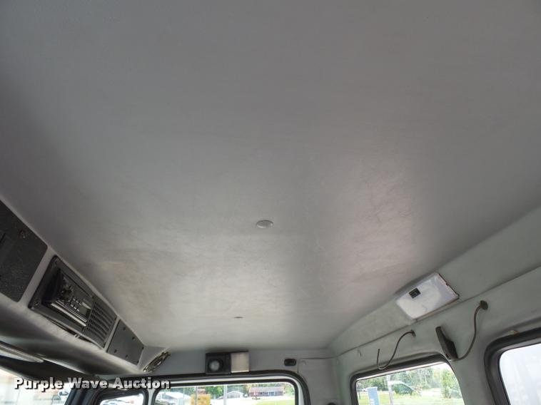 image for item K3272 2003 Freightliner FL80 digger derrick truck