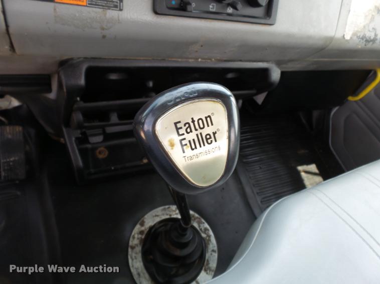 image for item K3272 2003 Freightliner FL80 digger derrick truck