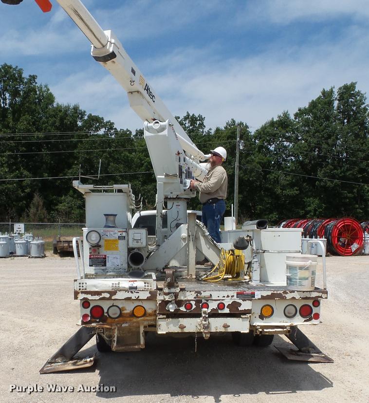 image for item K3273 2008 Dodge Ram 5500 bucket truck