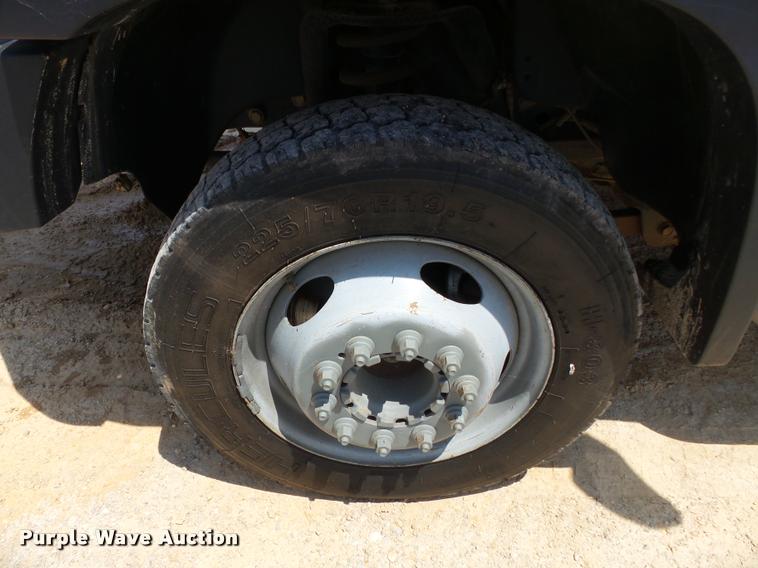 image for item K3273 2008 Dodge Ram 5500 bucket truck
