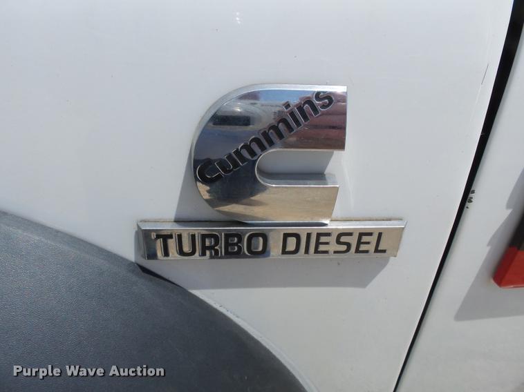 image for item K3273 2008 Dodge Ram 5500 bucket truck