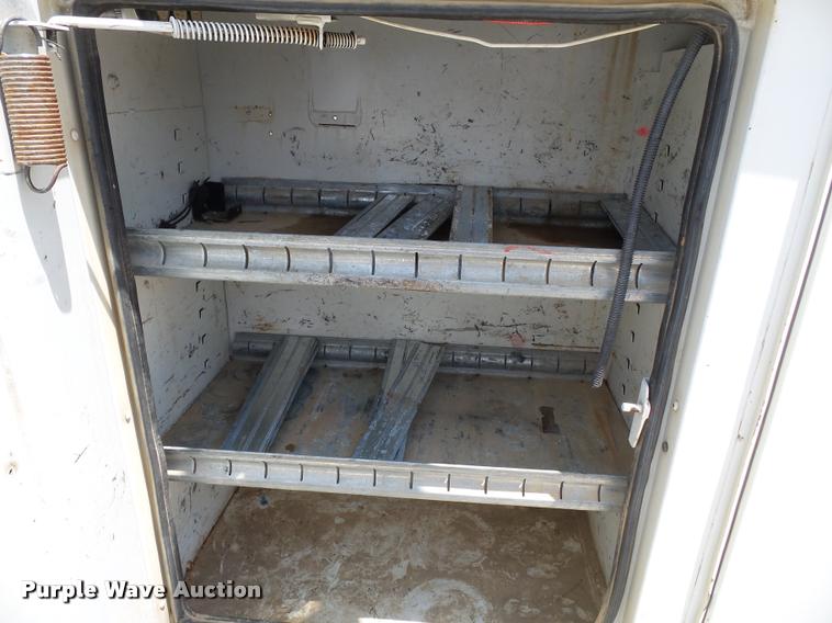 image for item K3273 2008 Dodge Ram 5500 bucket truck