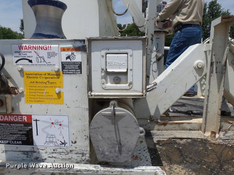 image for item K3273 2008 Dodge Ram 5500 bucket truck