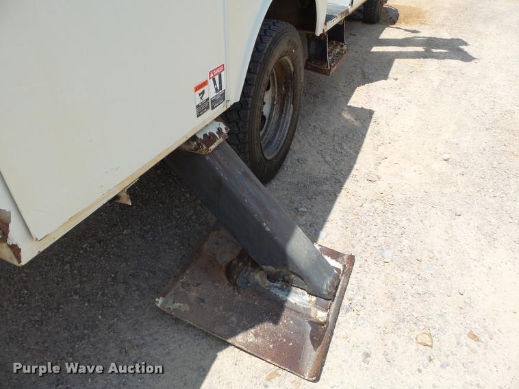 image for item K3273 2008 Dodge Ram 5500 bucket truck