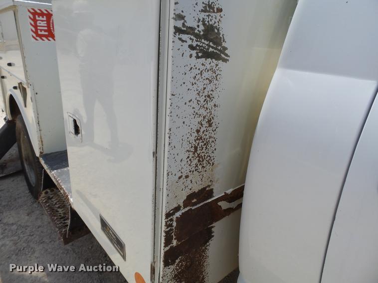 image for item K3273 2008 Dodge Ram 5500 bucket truck