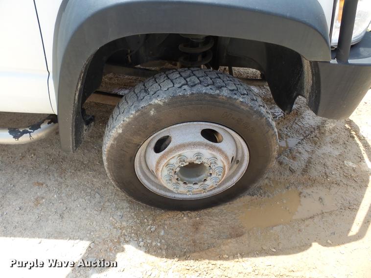 image for item K3273 2008 Dodge Ram 5500 bucket truck