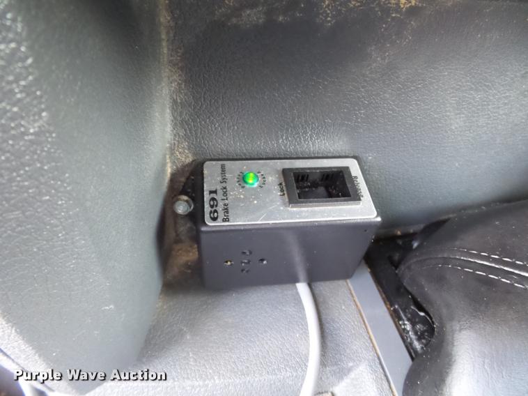 image for item K3273 2008 Dodge Ram 5500 bucket truck