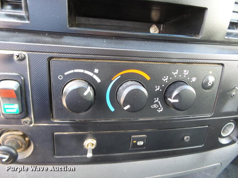 image for item K3273 2008 Dodge Ram 5500 bucket truck