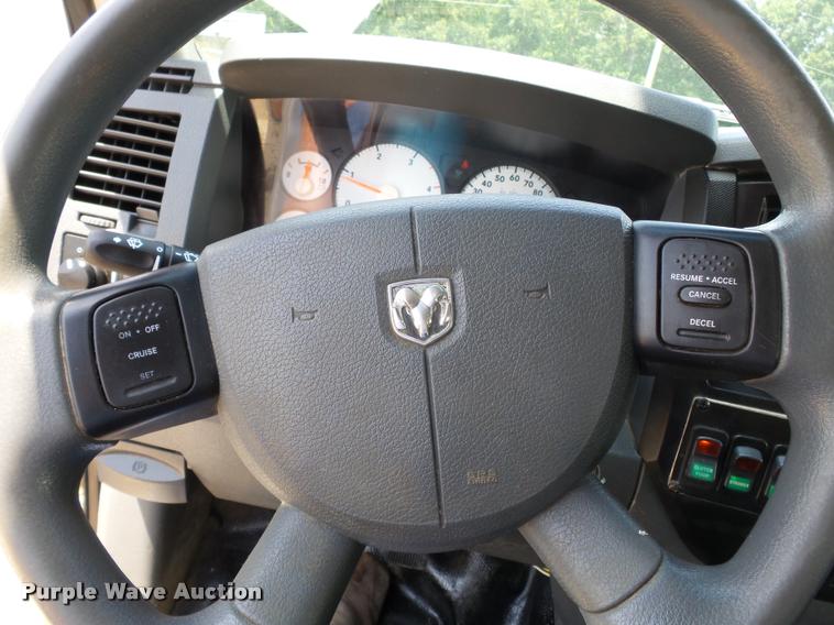 image for item K3273 2008 Dodge Ram 5500 bucket truck