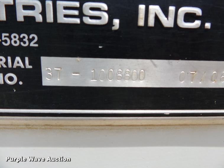 image for item K3273 2008 Dodge Ram 5500 bucket truck