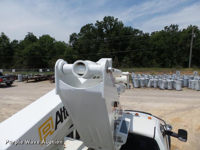 image for item K3273 2008 Dodge Ram 5500 bucket truck