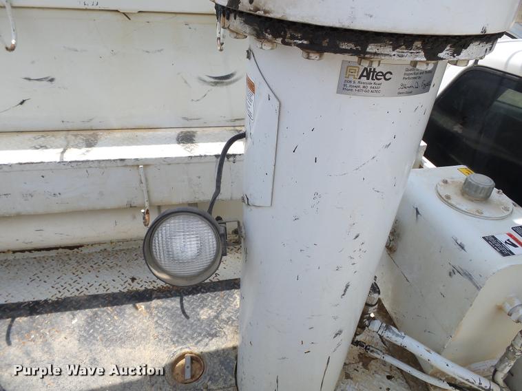 image for item K3273 2008 Dodge Ram 5500 bucket truck