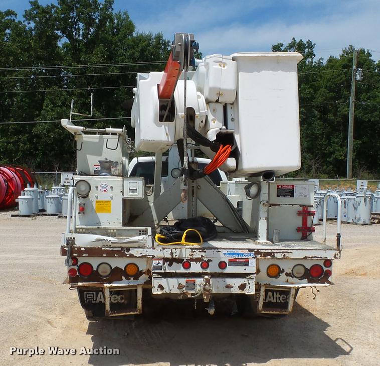 image for item K3274 2008 Dodge Ram 5500 bucket truck