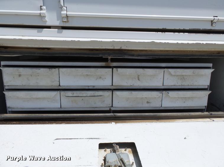 image for item K3274 2008 Dodge Ram 5500 bucket truck