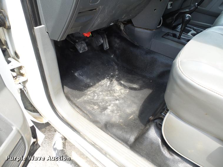 image for item K3274 2008 Dodge Ram 5500 bucket truck