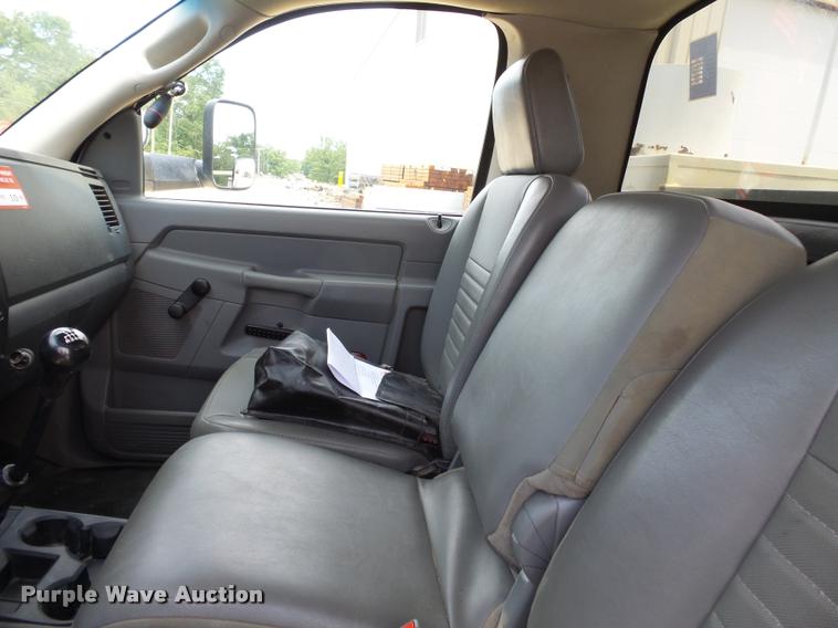 image for item K3274 2008 Dodge Ram 5500 bucket truck