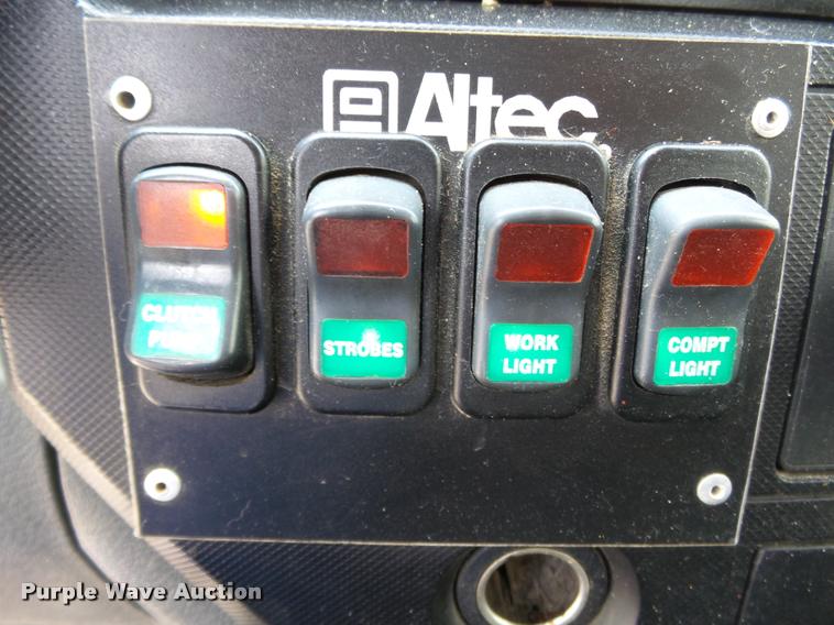 image for item K3274 2008 Dodge Ram 5500 bucket truck