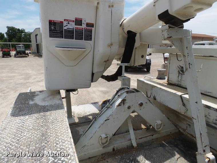 image for item K3274 2008 Dodge Ram 5500 bucket truck