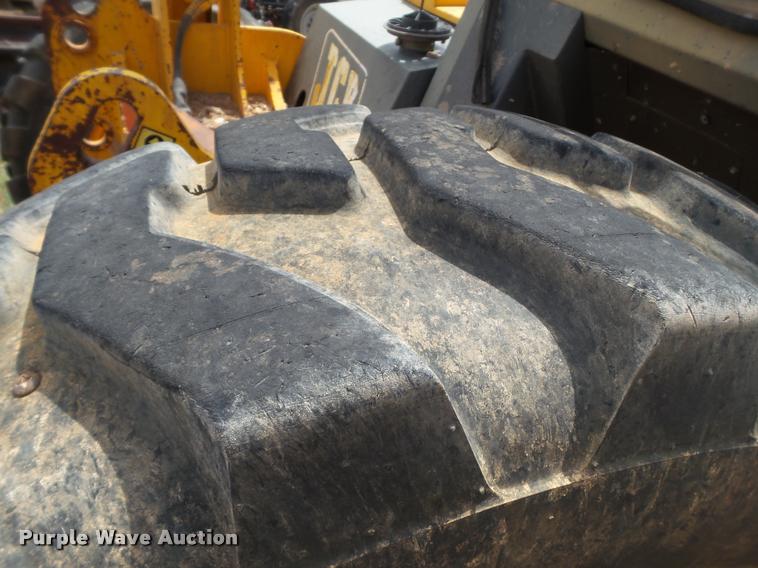 image for item L1517 JCB 506B telehandler