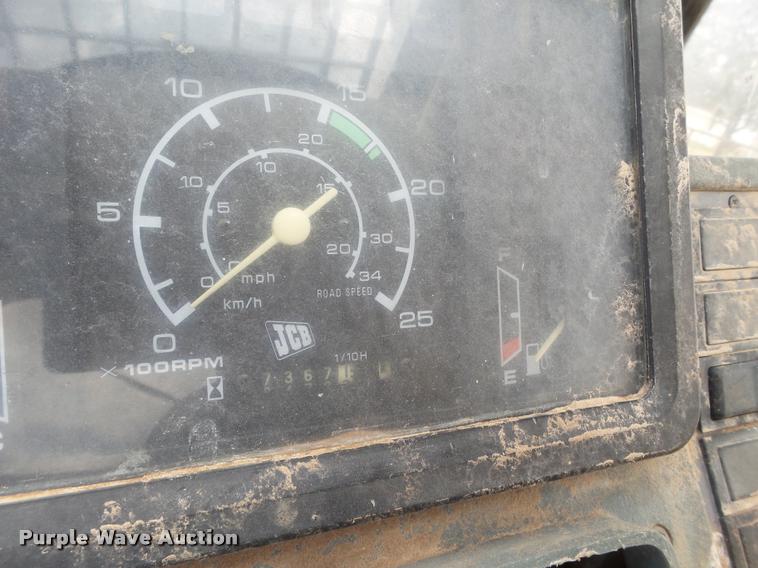 image for item L1517 JCB 506B telehandler