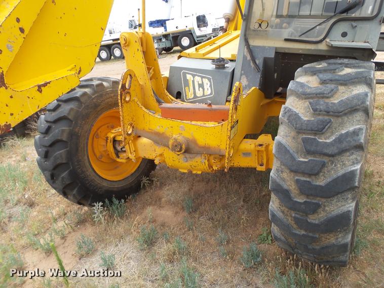 image for item L1517 JCB 506B telehandler