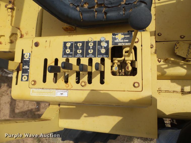 image for item L1518 1991 Vermeer V6050 trencher