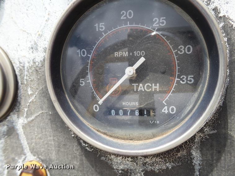 image for item L1518 1991 Vermeer V6050 trencher