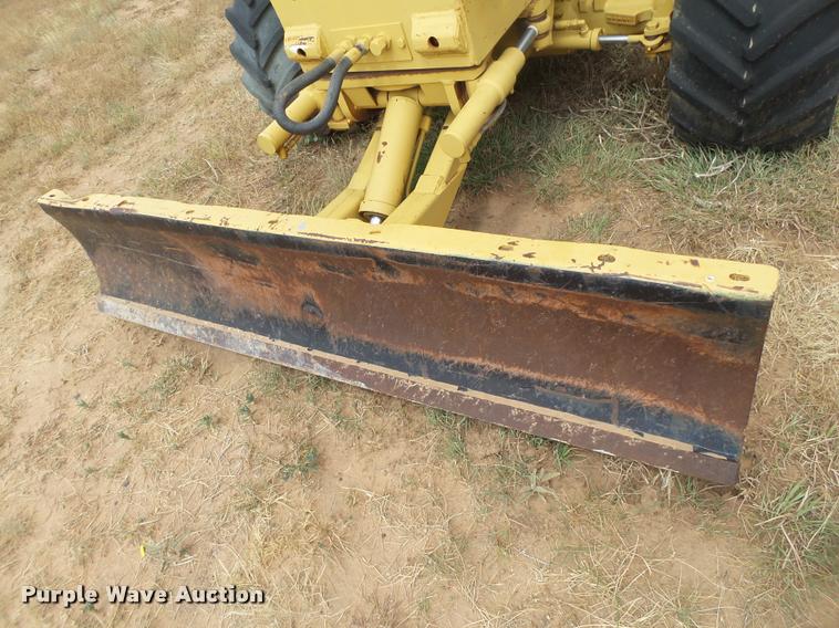 image for item L1518 1991 Vermeer V6050 trencher