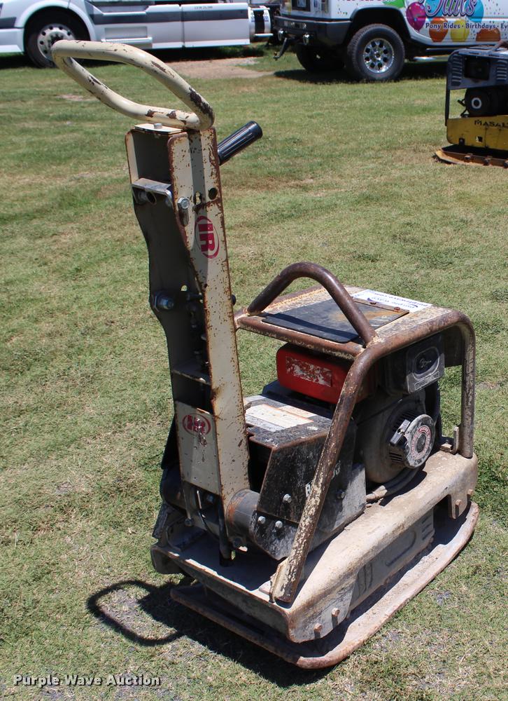 image for item L1966 Ingersoll Rand BXR-200 compactor