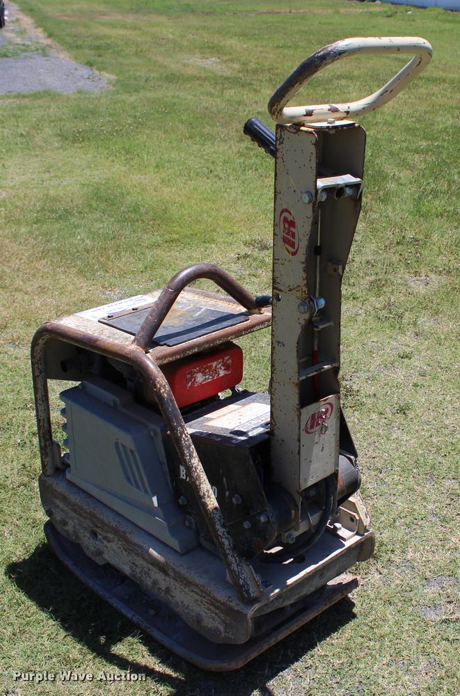 image for item L1966 Ingersoll Rand BXR-200 compactor