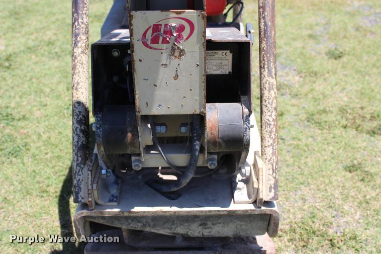 image for item L1966 Ingersoll Rand BXR-200 compactor