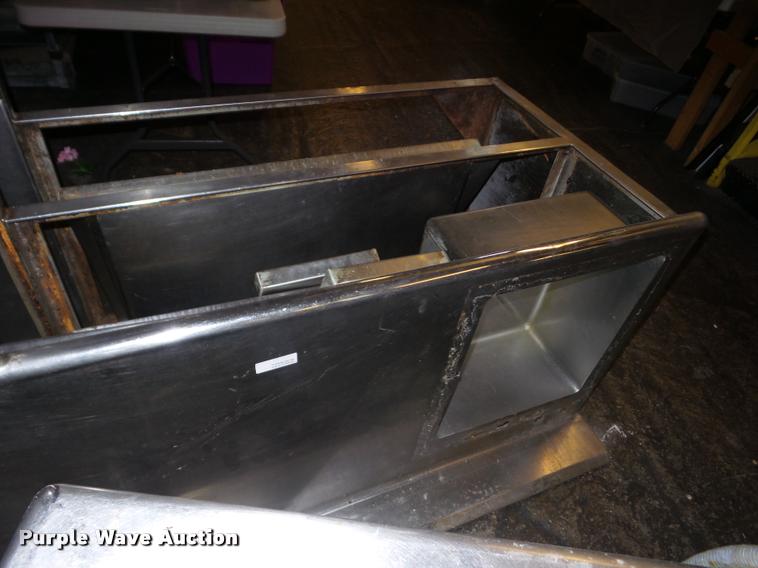 image for item BZ9730 Restaurant equipment