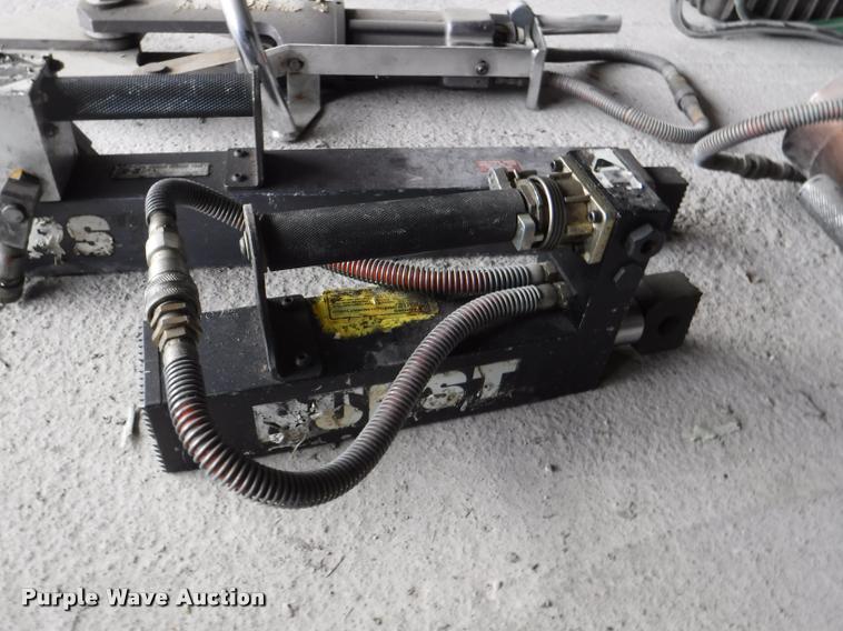 image for item CA9543 Hurst rescue equipment