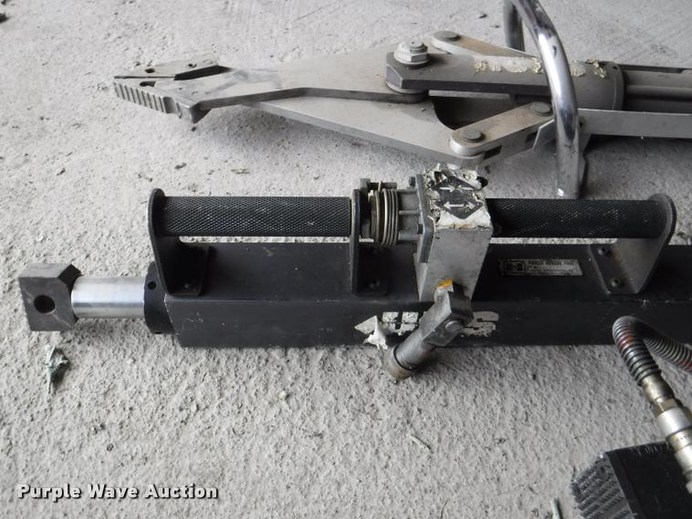 image for item CA9543 Hurst rescue equipment