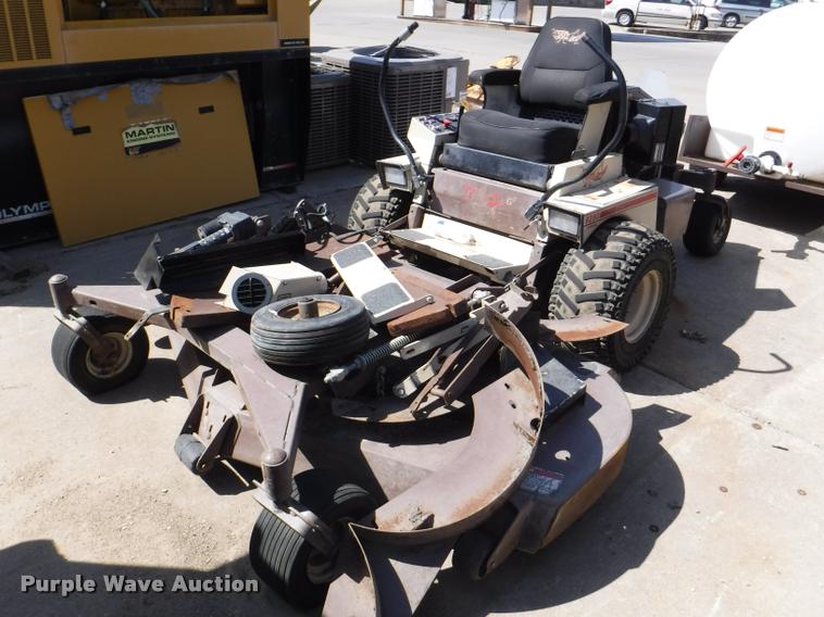 image for item CA9699 Grasshopper 928D lawn mower