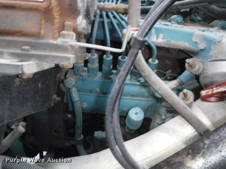 image for item CA9735 1992 International 3800 school bus