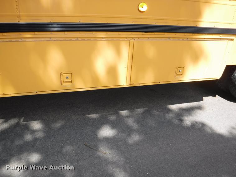 image for item CA9735 1992 International 3800 school bus