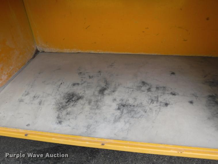 image for item CA9735 1992 International 3800 school bus