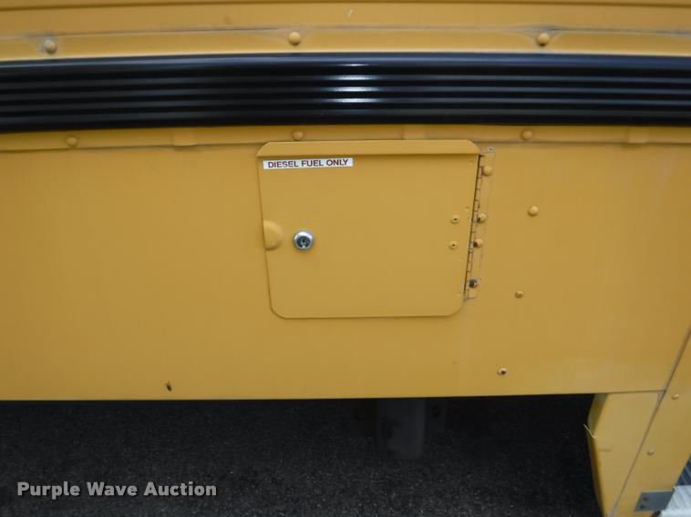 image for item CA9735 1992 International 3800 school bus