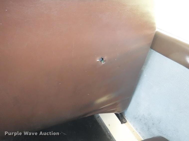 image for item CA9735 1992 International 3800 school bus