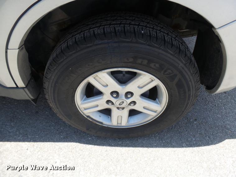 image for item CC9206 2009 Ford Escape Hybrid SUV