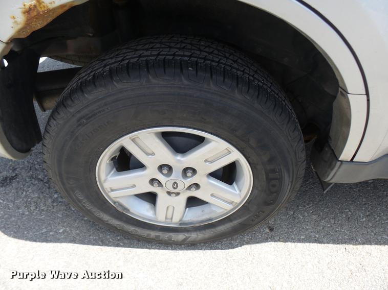 image for item CC9206 2009 Ford Escape Hybrid SUV