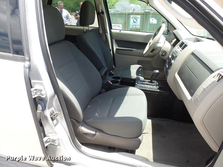 image for item CC9206 2009 Ford Escape Hybrid SUV