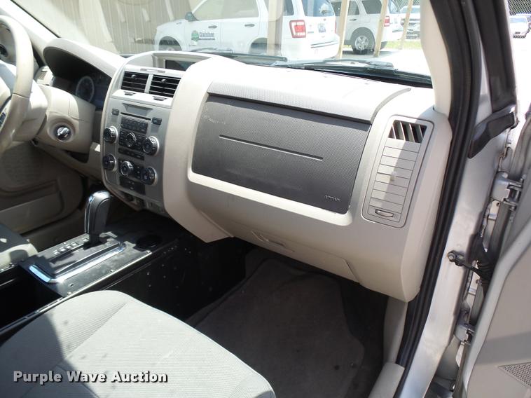 image for item CC9206 2009 Ford Escape Hybrid SUV